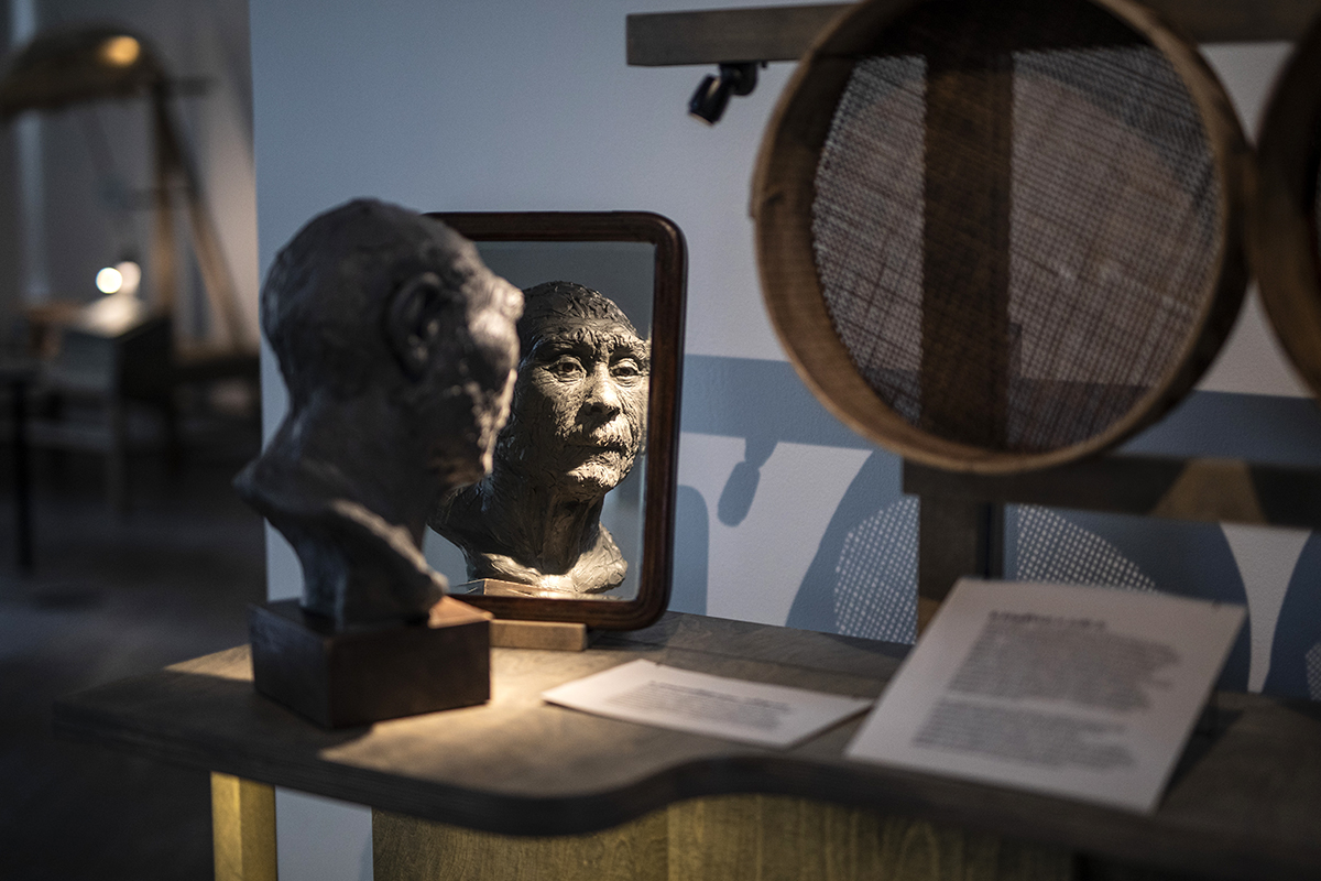 Выставка «Почему я человек» в Центре Гиляровского